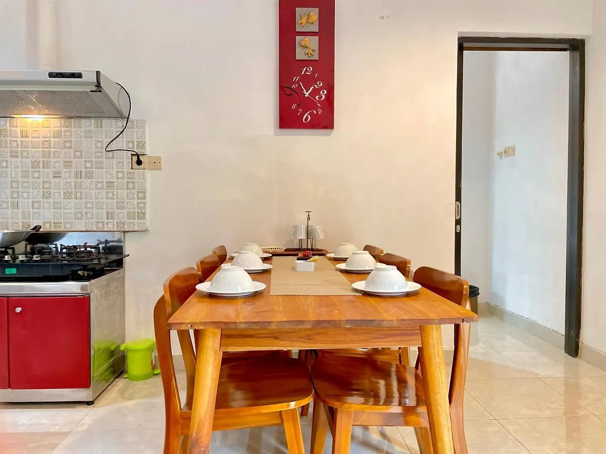 Satran Villa @ Kuta Bali Legian